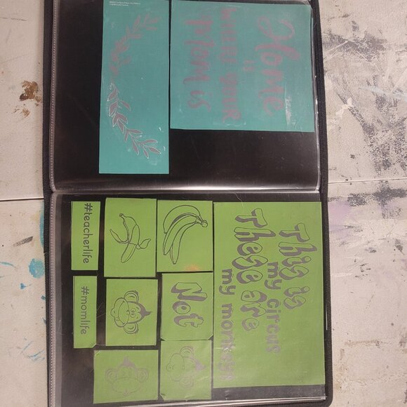 Bundle 7 ~ Reusable Silk Screen Stencils ~ 10 x 13 Binder ~Mom, Dad, Pets - Picture 16 of 16